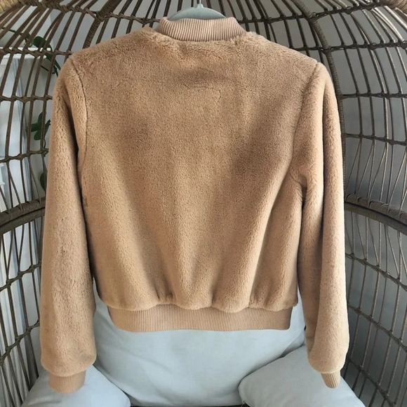 Forever21 teddy bear jacket - Picture 3 of 10